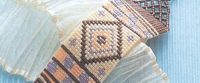 ビーズ織り